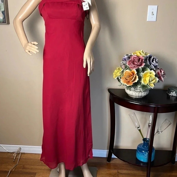 Y2K MICHEALANGELO dress size 6.NWT, red,maxi,fitted,lined,classy,spaghetti strap - Picture 4 of 16